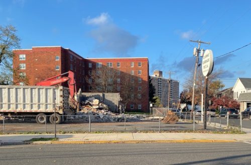 red-bank-120-monmouth-110122-3-500x328-5793145