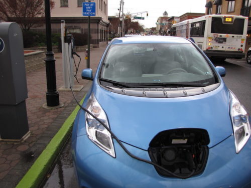 rb-ev-charger-041918-3-500x375-9340658