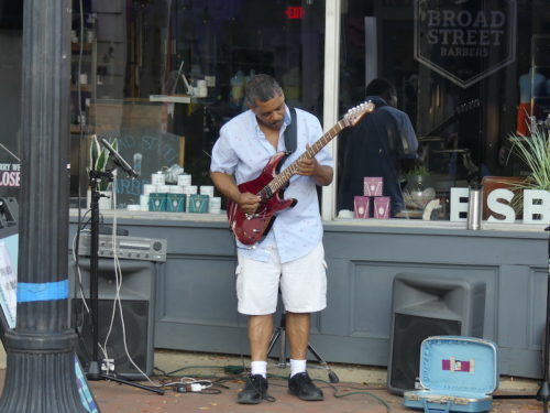 red-bank-streetlife-phred-morris-072322-copy-500x375-8348886