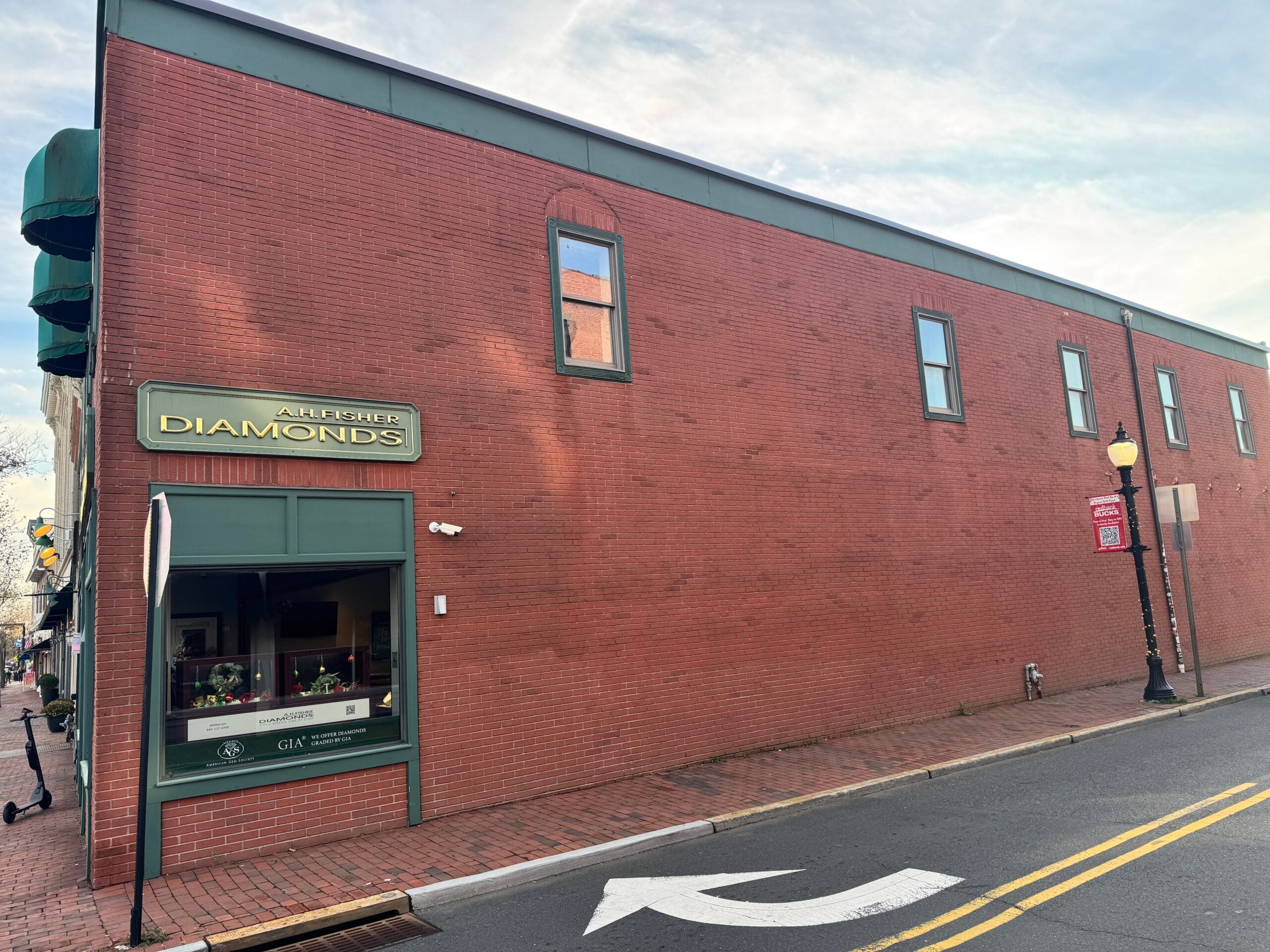 Fisher Diamonds 46 Broad Street 11202025