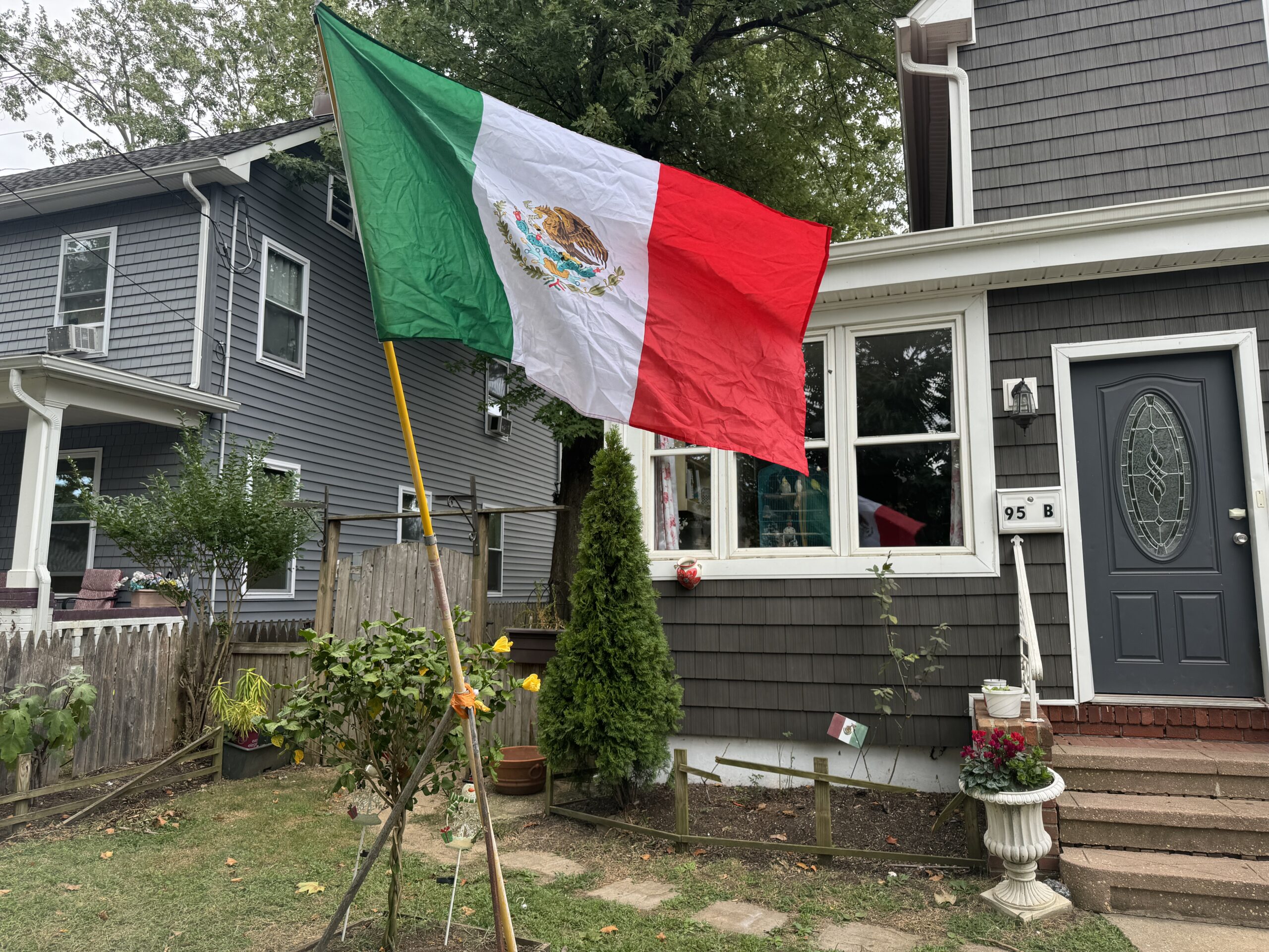 Herbert Street Mexican Flag 09162024