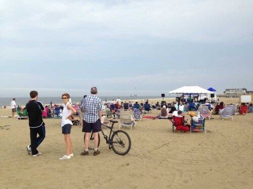 sb-beach-concert-500x375-2274749