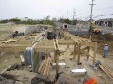 sb-restrooms-051414-220x165-2686427