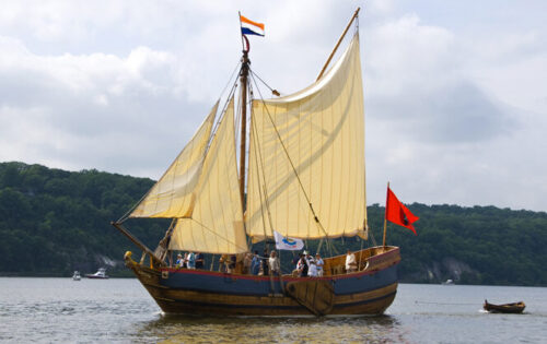 onrust-sailing-on-hudson-river-photo-by-katy-silbergerlow-res-8148648