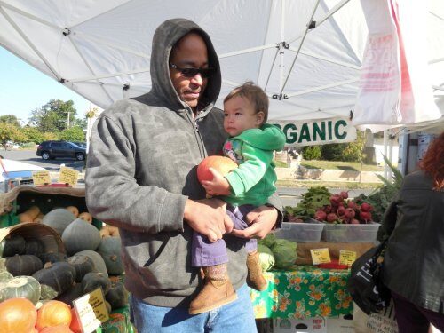 100514-rbfarmmkt-500x375-7056706