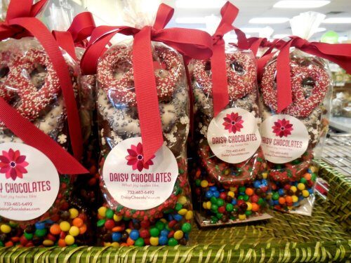 121914-sickles-xmas-500x375-1284338