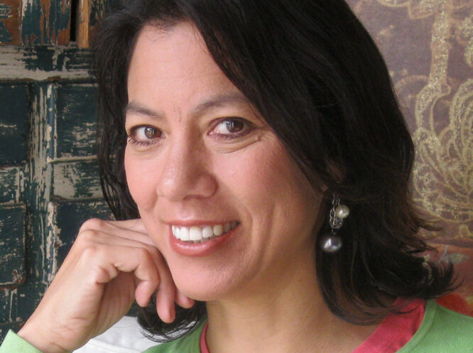 sandra-headshot-1762249