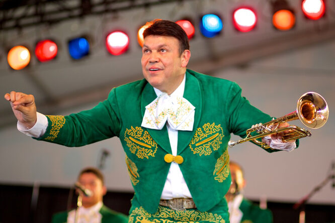 mariachi-8961483