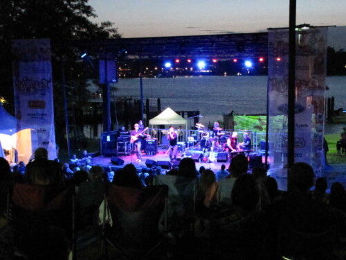 riverfest-053015-8-500x375-1913859