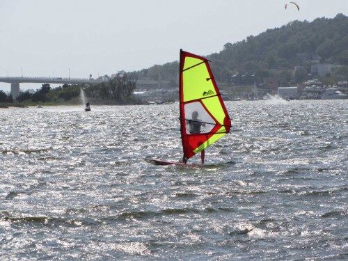 windsurf-092212-5-500x375-5050940