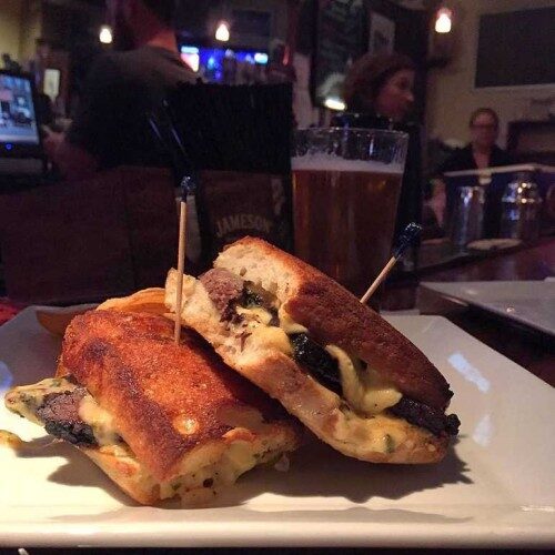 jamiansshortribgrilledcheese-500x500-7421421