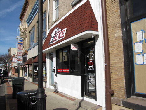 mr-pizza-030316-500x375-6791307