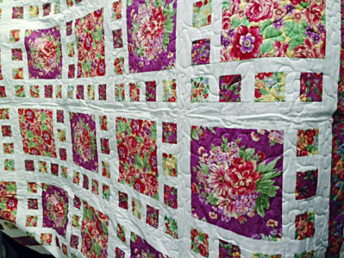rebeccas-reel-quilt-8690538