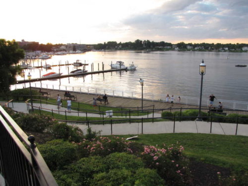 rb-riverside-gardens-0719161-500x375-6580346