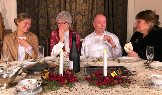 mp_long_christmas_dinner_121016_a-1141478