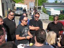 springsteencap-220x165-9265252