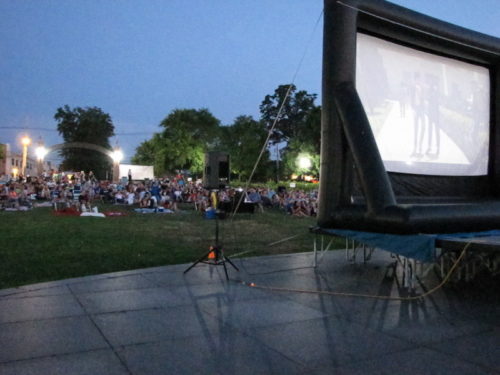 rb-movies-park-071117-3-500x375-1089095