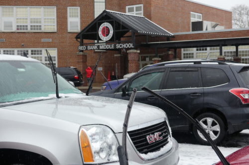 red-bank-middle-school-snow-021219-2-500x332-9453089