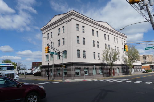 red-bank-borough-hall-042221-500x332-1829900