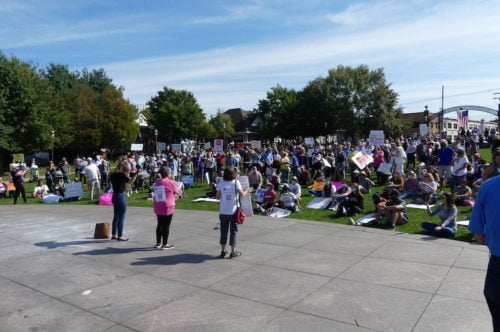 red-bank-womens-march-100221-25-500x332-7129339