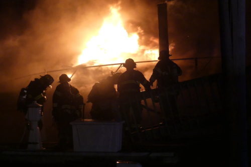 red-bank-boat-fire-012022-11-500x332-3716895