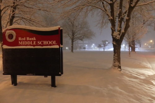 red-bank-middle-school-snow-010722-500x332-4909583