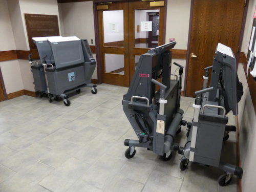 red-bank-voting-machines-110322-1-500x375-1095826