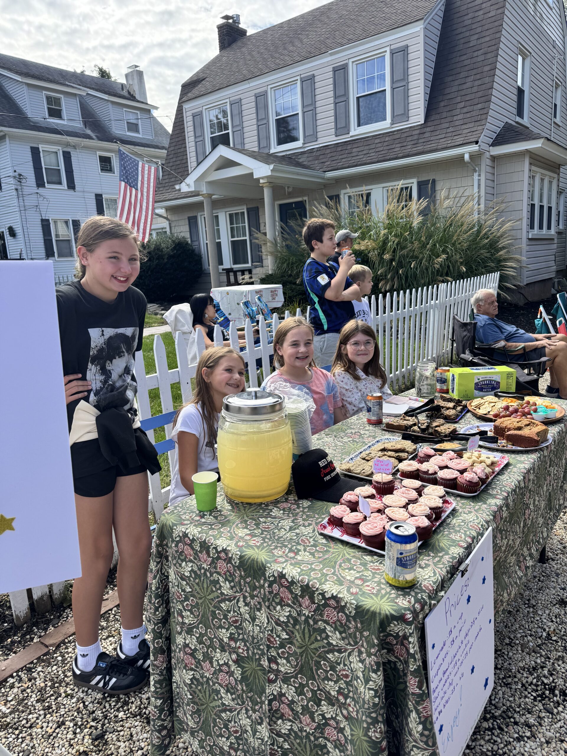 Red Bank Fire Department Indra Isaaks, Ella Mills and Lila Judice bake sale 102026