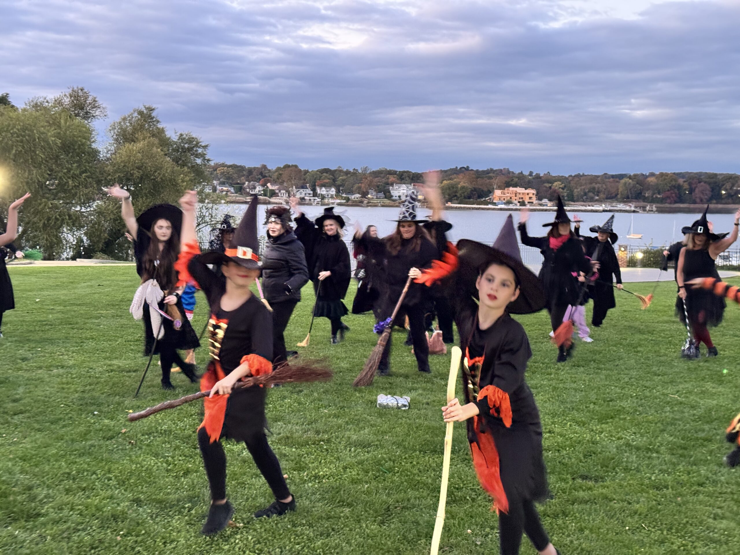 2025 Witch Dance Riverside Gardens Park 10242025